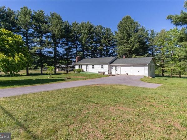 13806 WOLFSVILLE ROAD, SMITHSBURG, MD 21783