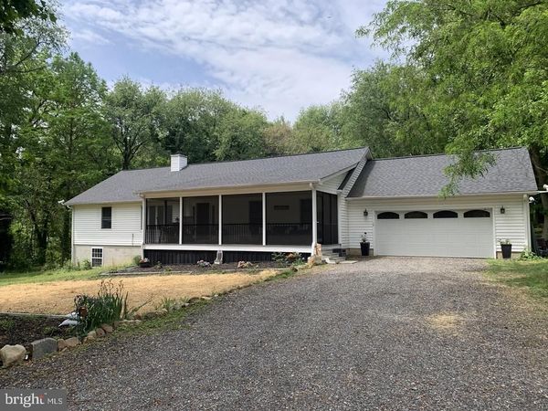 121 1ST AVENUE , BETTERTON, MD 21610