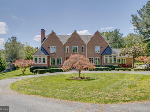 30 PINEY MEETINGHOUSE COURT , ROCKVILLE, MD 20854