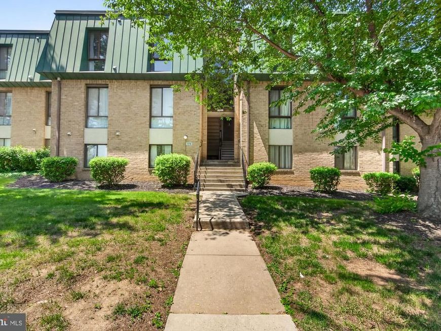 1016 301 Brinker Drive, Unit 301, Hagerstown, MD 21740 Main Photo