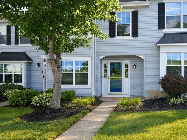 604 LINDSLEY COURT , BURLINGTON TOWNSHIP, NJ 08016
