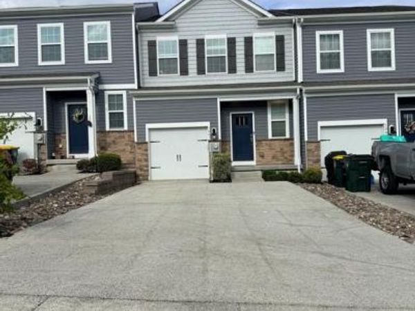 1047 TURNSTONE DRIVE , FOGELSVILLE, PA 18051