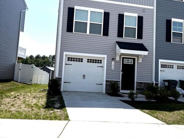 7224 SENATE WAY , RUTHER GLEN, VA 22546