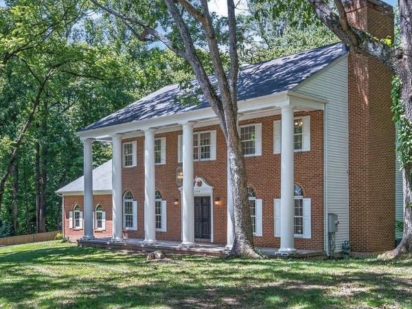 8130 VIOLA STREET , SPRINGFIELD, VA 22152
