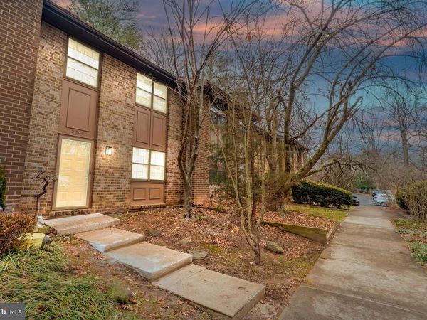 2006 HEADLANDS CIRCLE , RESTON, VA 20191