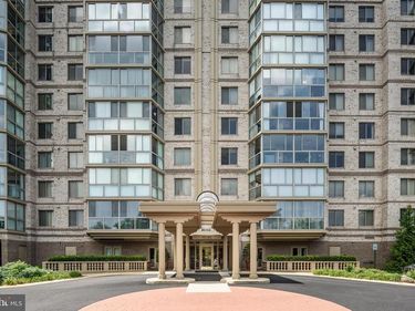 19385 CYPRESS RIDGE TERRACE , Unit 519, LEESBURG, VA 20176