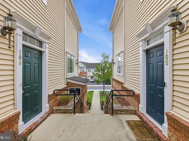 43905 HICKORY CORNER TERRACE , Unit 105, ASHBURN, VA 20147