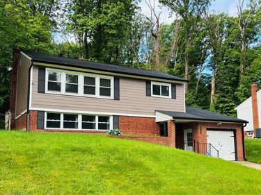 1827 HYLTON AVENUE , WOODBRIDGE, VA 22191