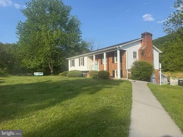 20448 MOUNT PLEASANT ROAD, ELKTON, VA 22827