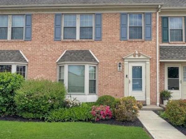 103 HOLLYTREE COURT, POTTSTOWN, PA 19464