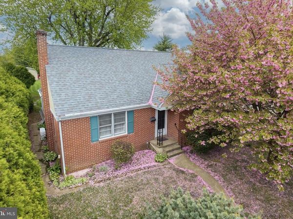 234 W CHESTNUT STREET, SOUDERTON, PA 18964