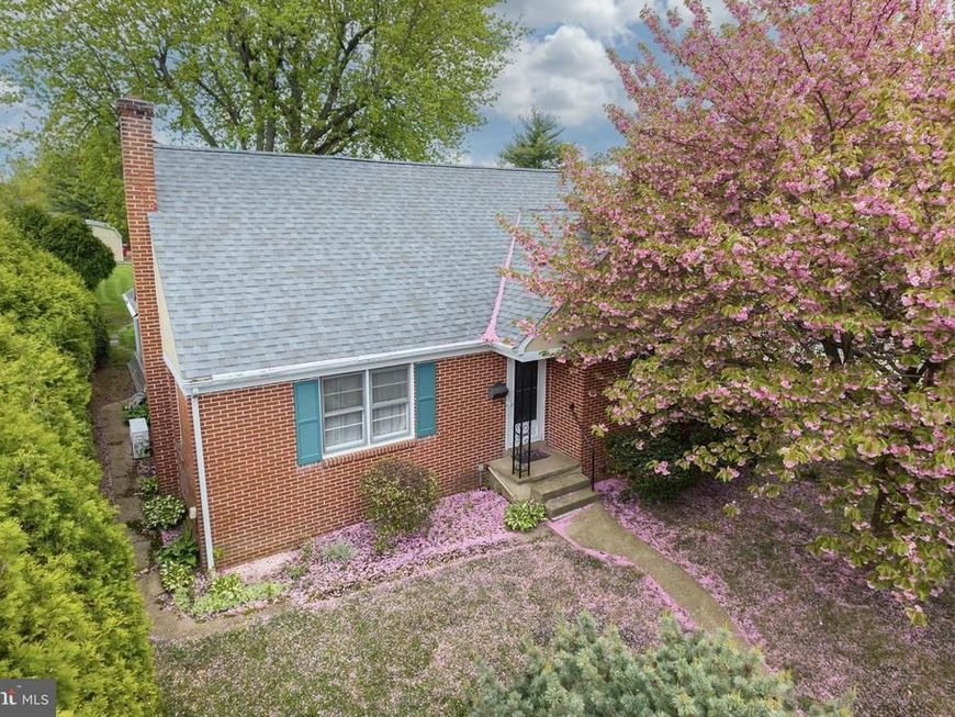 234 W Chestnut Street , Souderton, PA 18964 Main Photo