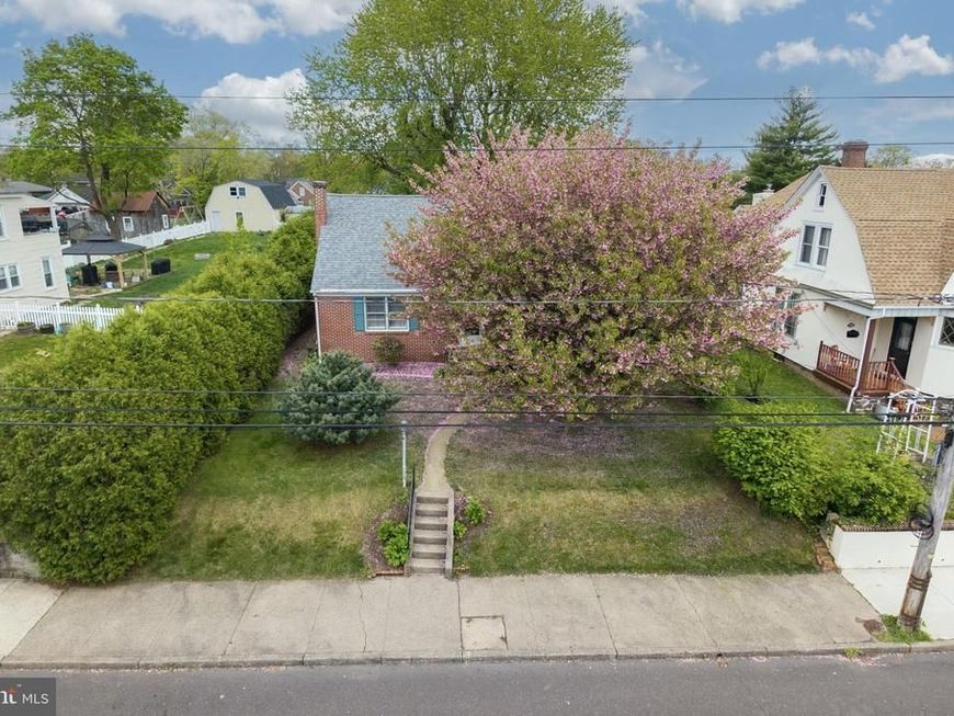 234 W Chestnut Street , Souderton, PA 18964 Main Photo