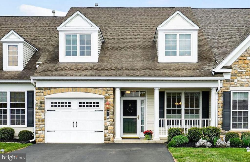 210 REAGAN DRIVE, SELLERSVILLE, PA 18960
