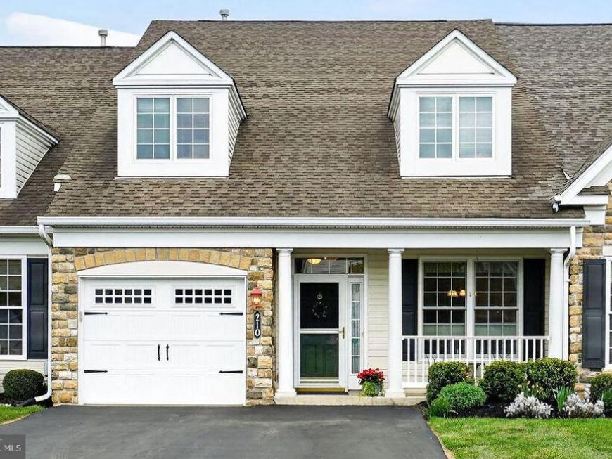 210 Reagan Drive, Sellersville, PA 18960 Main Photo