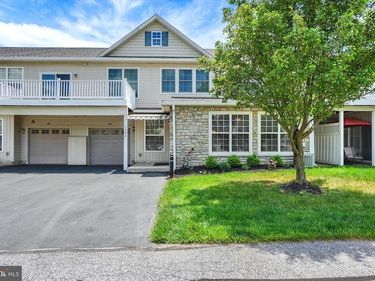 1204 CRESTVIEW LANE, Unit 1204, STEWARTSTOWN, PA 17363