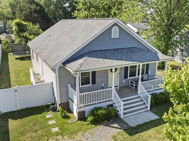 320 2ND STREET, COLONIAL BEACH, VA 22443
