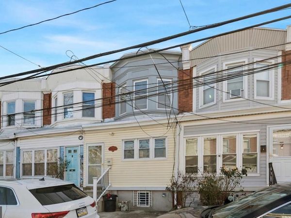 77 N KEYSTONE AVENUE , UPPER DARBY, PA 19082
