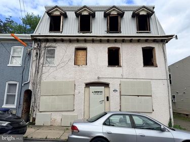 1113 1115 UPLAND STREET , CHESTER, PA 19013