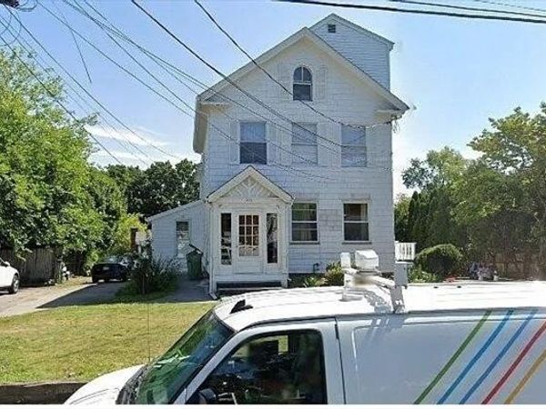 272-2 Nevada St, Unit 2, Newton, MA 02460