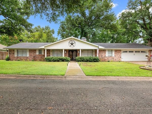 725 W BLAIR ST , Mineola, TX 75773
