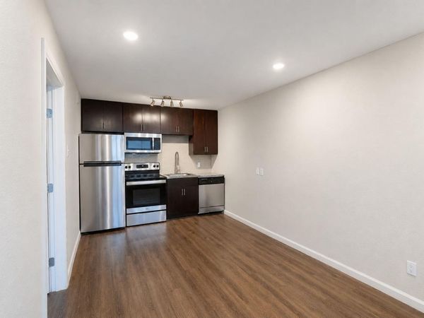8214 N Interstate 35 Highway, Austin, TX 78753