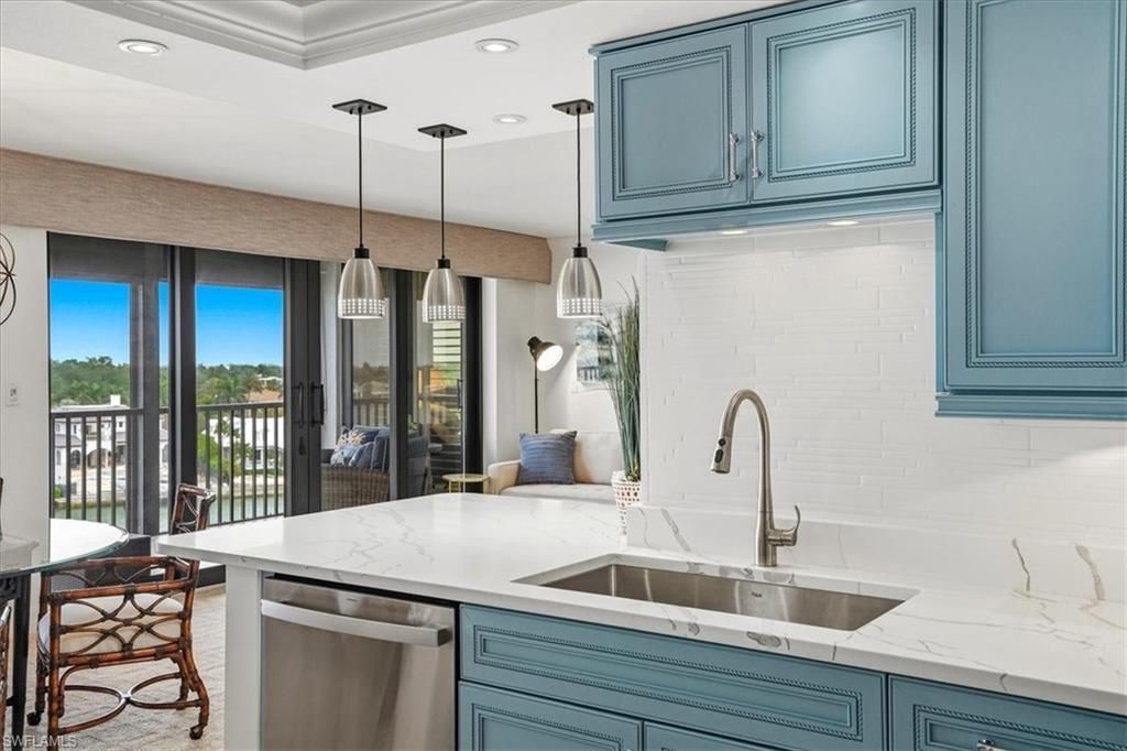 2400 Gulf Shore Blvd N, Unit 604, Naples, FL 34103 Photo