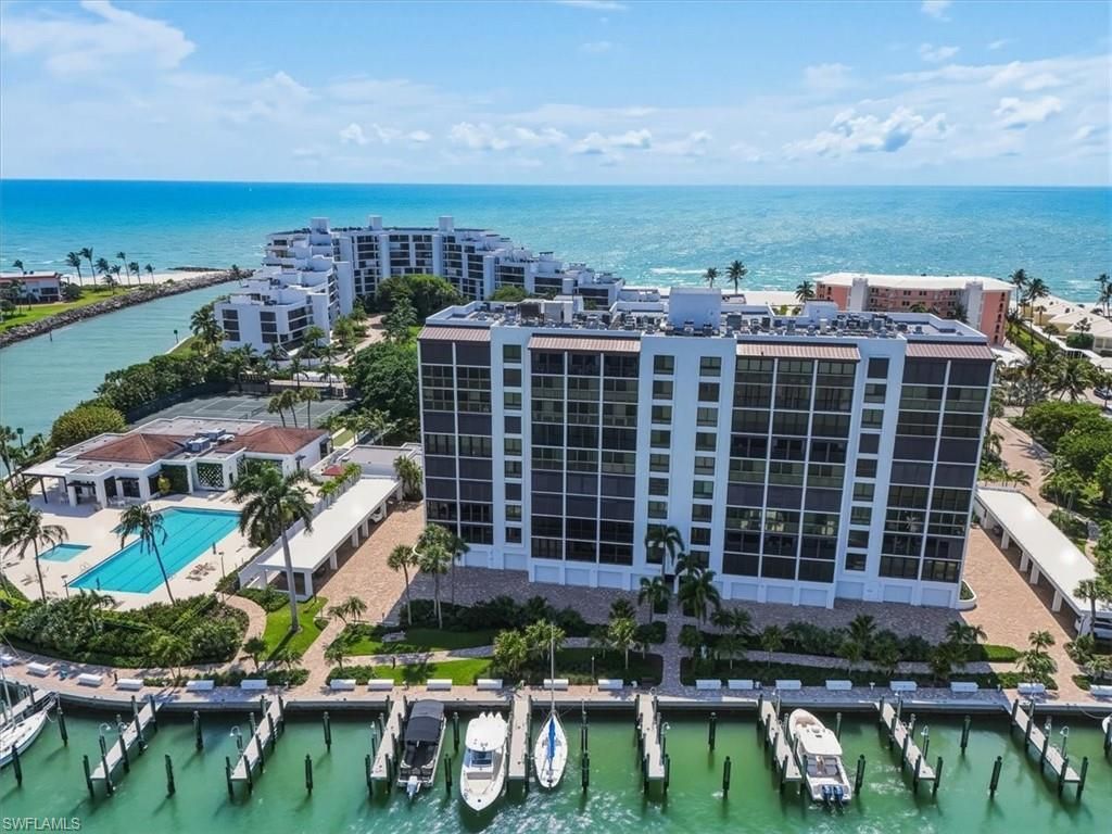 2400 Gulf Shore Blvd N, Unit 604, Naples, FL 34103 Photo