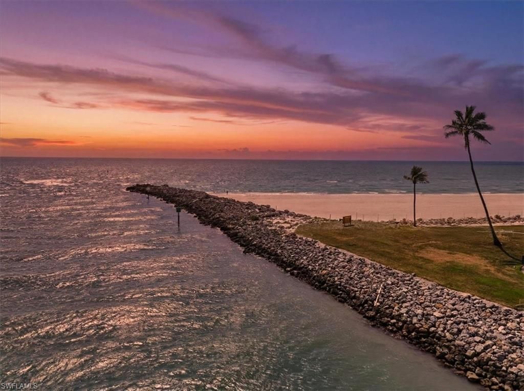 2400 Gulf Shore Blvd N, Unit 604, Naples, FL 34103 Photo