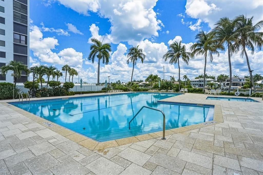 2400 Gulf Shore Blvd N, Unit 604, Naples, FL 34103 Photo