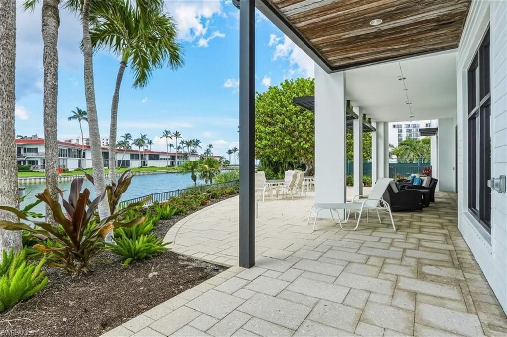 2400 Gulf Shore Blvd N, Unit 604, Naples, FL 34103 Photo