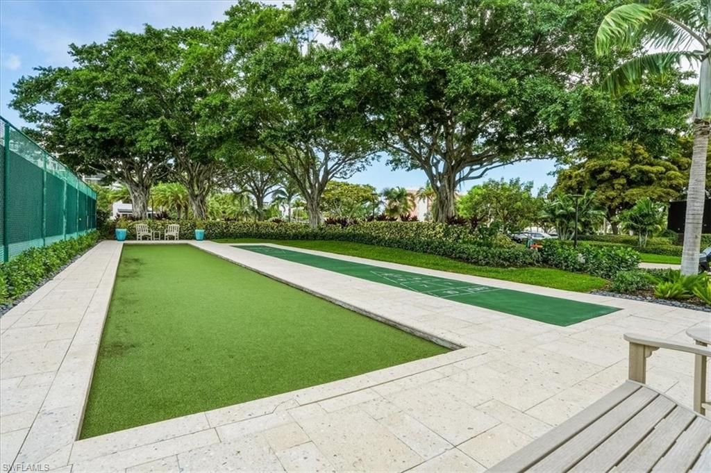 2400 Gulf Shore Blvd N, Unit 604, Naples, FL 34103 Photo