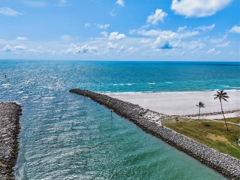 2400 Gulf Shore Blvd N, Unit 604, Naples, FL 34103 Photo