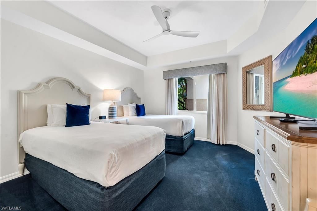 221 9th St S, Unit 123, Naples, FL 34102 Photo