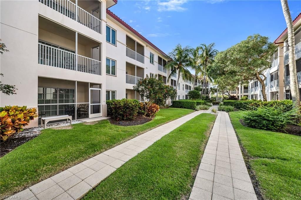221 9th St S, Unit 123, Naples, FL 34102 Photo