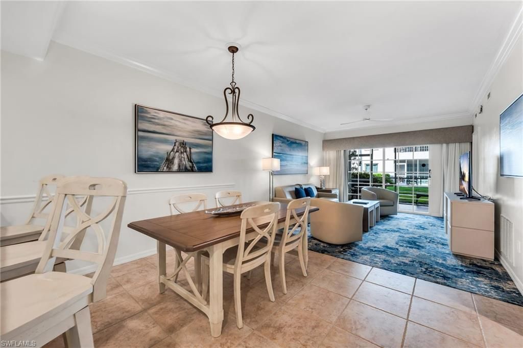 221 9th St S, Unit 123, Naples, FL 34102 Photo