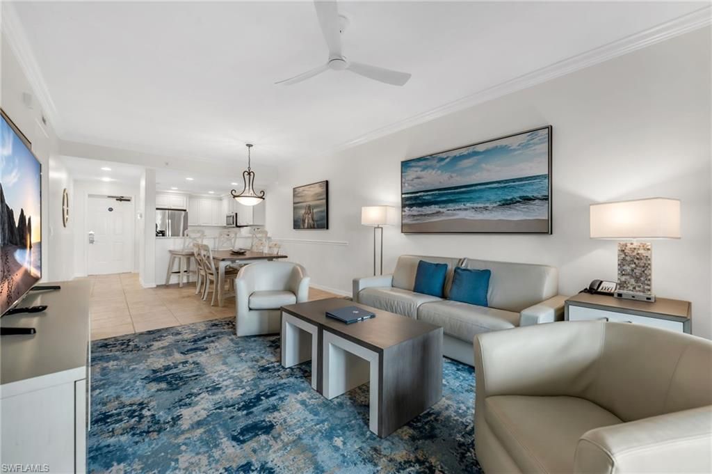 221 9th St S, Unit 123, Naples, FL 34102 Photo