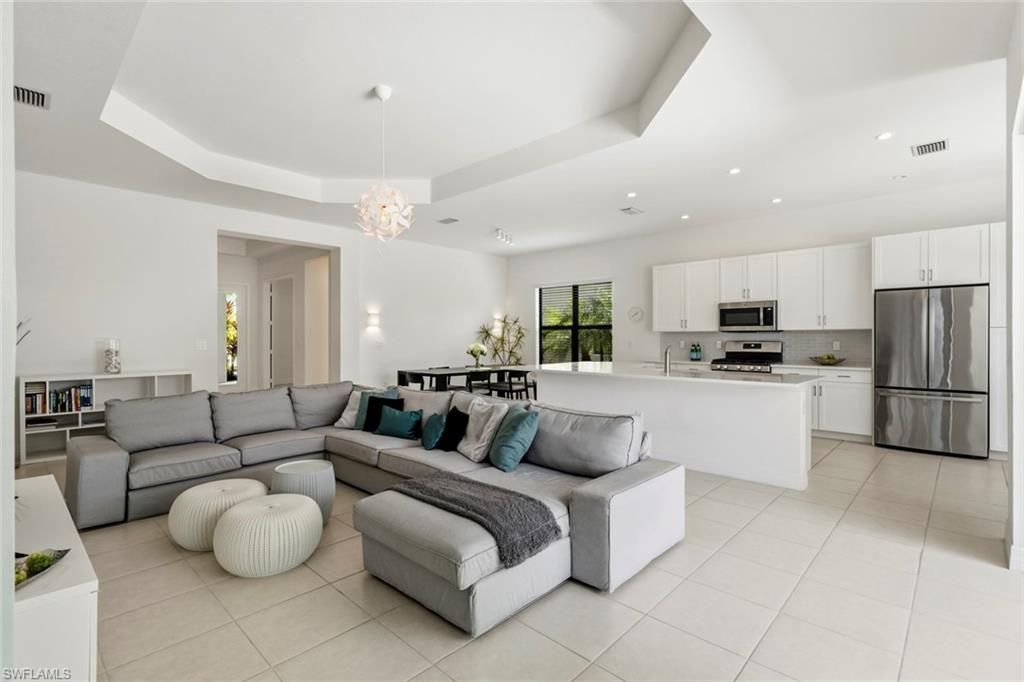 4715 Kensington Cir, Naples, FL 34119 Photo