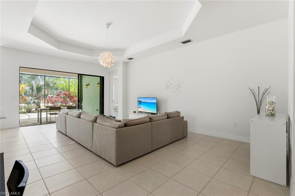4715 Kensington Cir, Naples, FL 34119 Photo