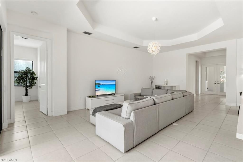 4715 Kensington Cir, Naples, FL 34119 Photo