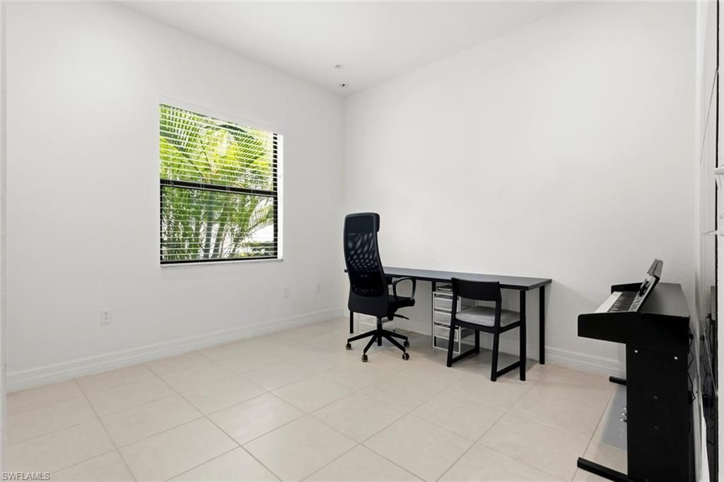 4715 Kensington Cir, Naples, FL 34119 Photo