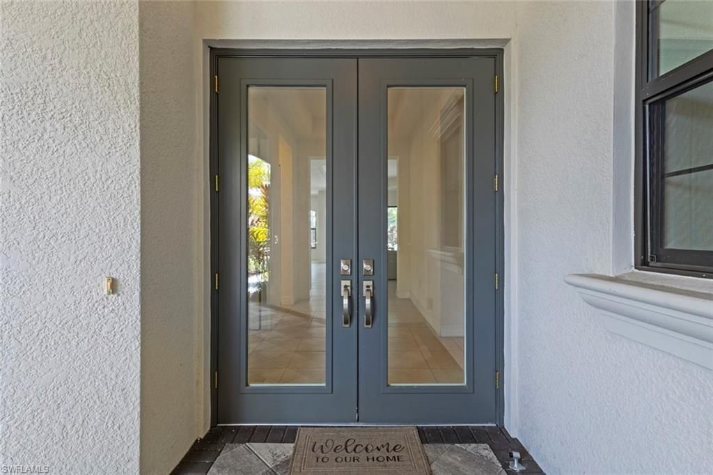 4715 Kensington Cir, Naples, FL 34119 Photo