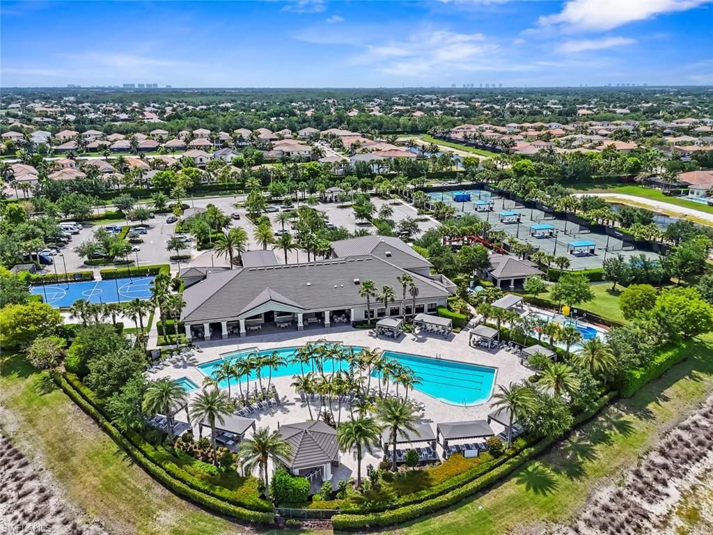 4715 Kensington Cir, Naples, FL 34119 Photo