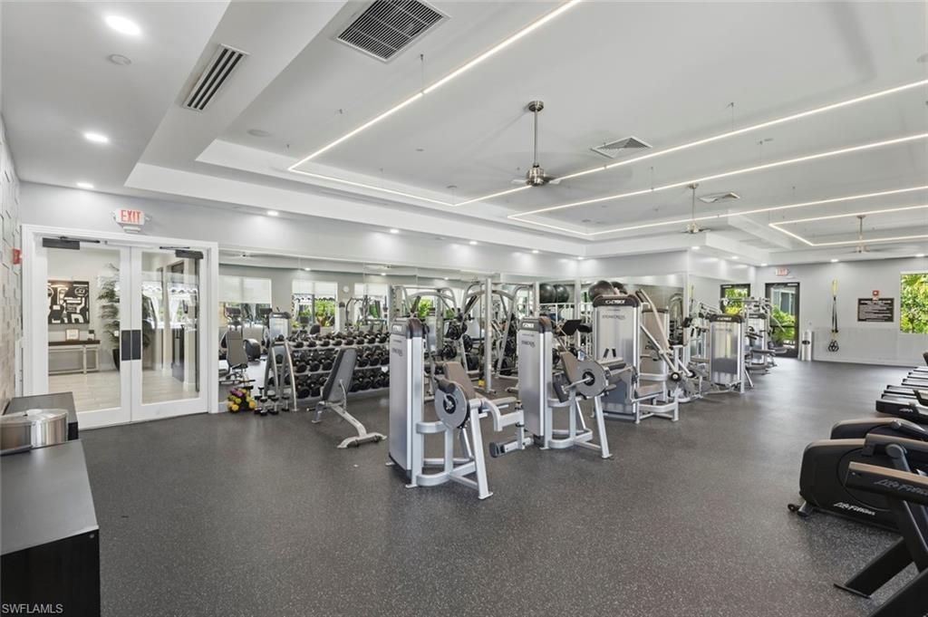 4715 Kensington Cir, Naples, FL 34119 Photo
