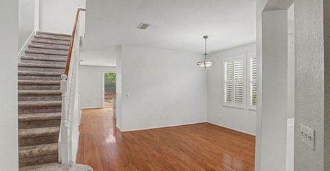 2911 Macon Dr, Sacramento, CA 95835 Photo