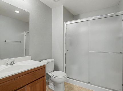 2911 Macon Dr, Sacramento, CA 95835 Photo