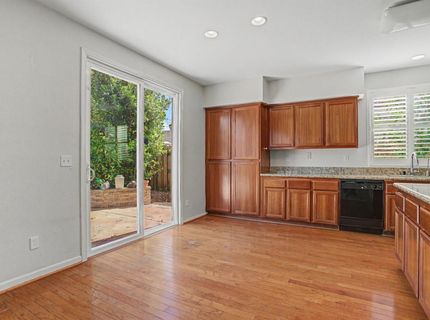 2911 Macon Dr, Sacramento, CA 95835 Photo