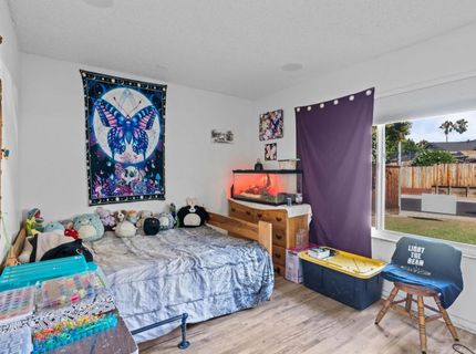 7025 Woodrick Way, Sacramento, CA 95842 Photo
