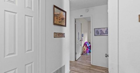 7025 Woodrick Way, Sacramento, CA 95842 Photo