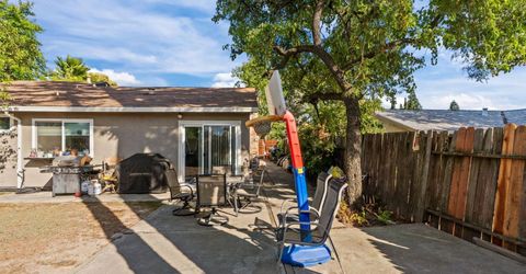 7025 Woodrick Way, Sacramento, CA 95842 Photo